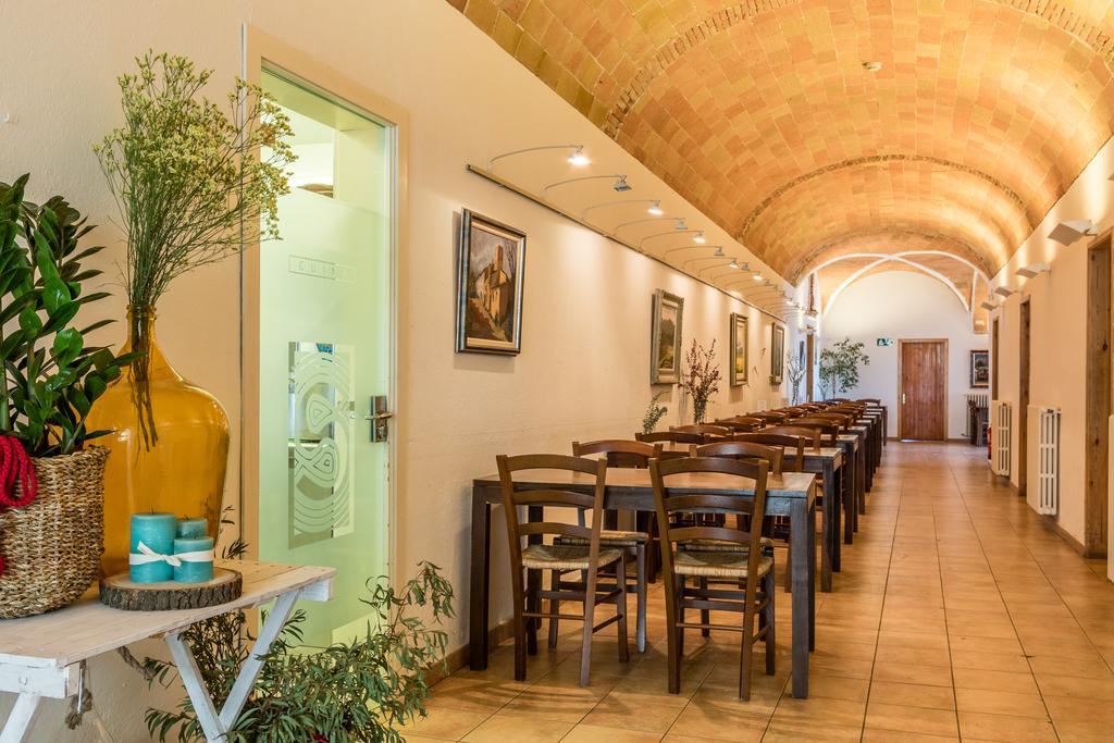 מלון מאדרמאניה Hostatgeria Restaurant Els Angels מראה חיצוני תמונה